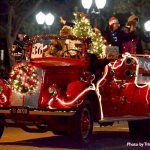 Christmas-Light-ParadeRed-Car